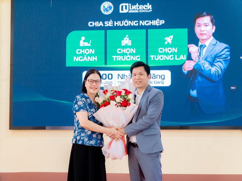 Doanh nhân Hoàng Hữu Thắng - Truyền cảm hứng chọn ngành, chọn trường, định hướng tương lai cho thế hệ trẻ