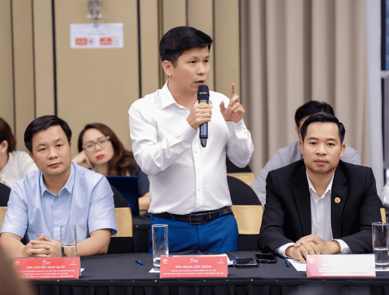 Doanh nhân Hoàng Hữu Thắng tham dự Phiên đối thoại “Khởi nghiệp đổi mới sáng tạo” trong khuôn khổ VPSF 2025