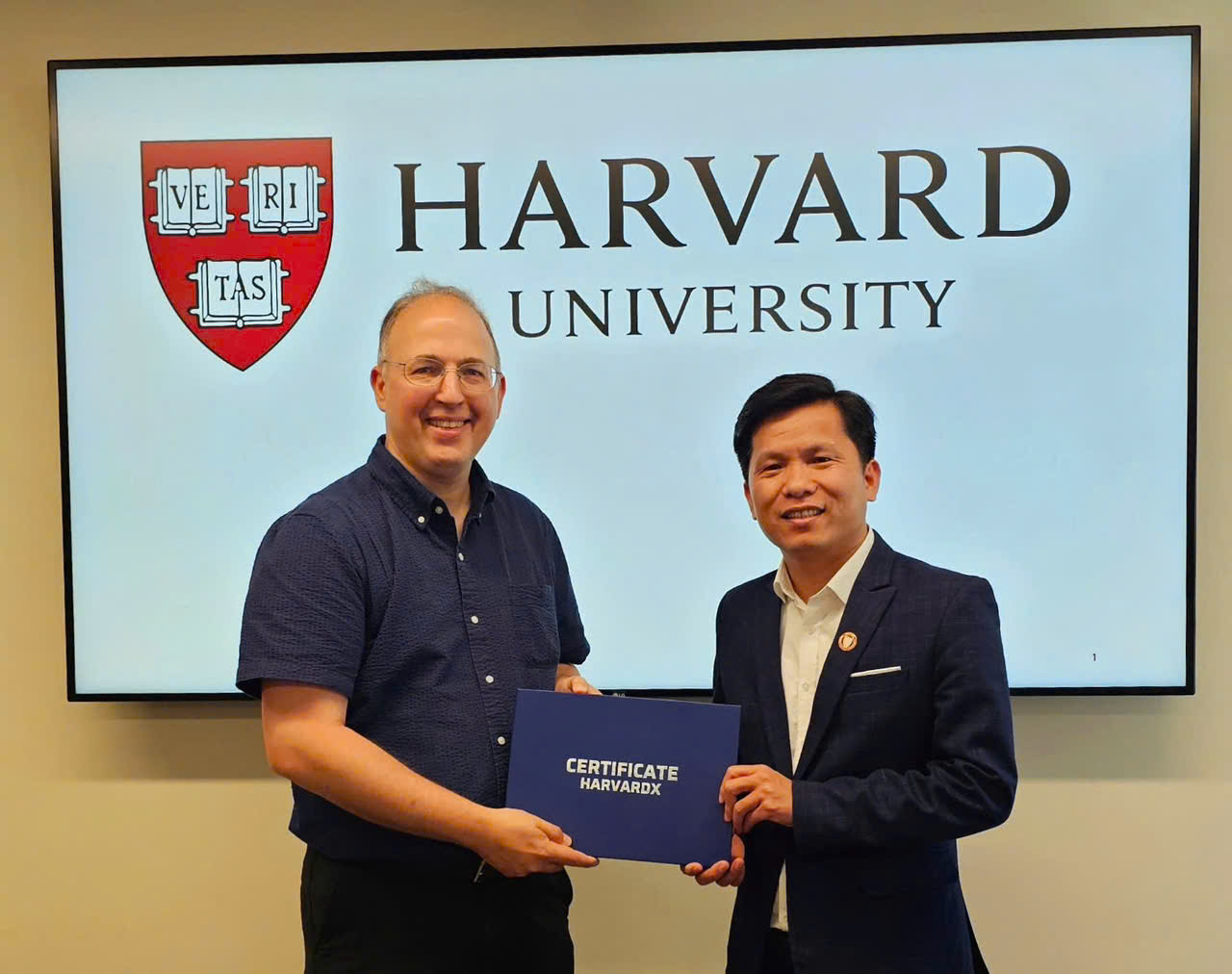 Từ phòng điều hành đến giảng đường Harvard - Hành trình học tập không ngừng của doanh nhân Hoàng Hữu Thắng