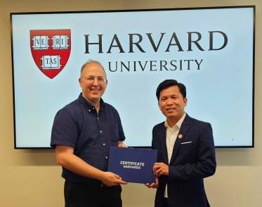 Từ phòng điều hành đến giảng đường Harvard - Hành trình học tập không ngừng của doanh nhân Hoàng Hữu Thắng